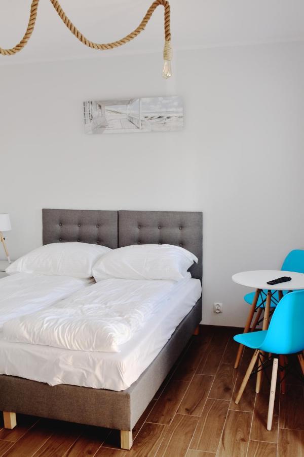 レバ Zakotwiczeni Bed & Breakfast エクステリア 写真